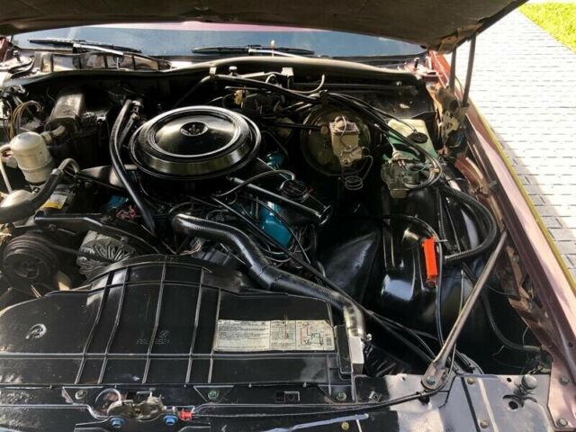Pontiac Bonneville 1979 image number 21