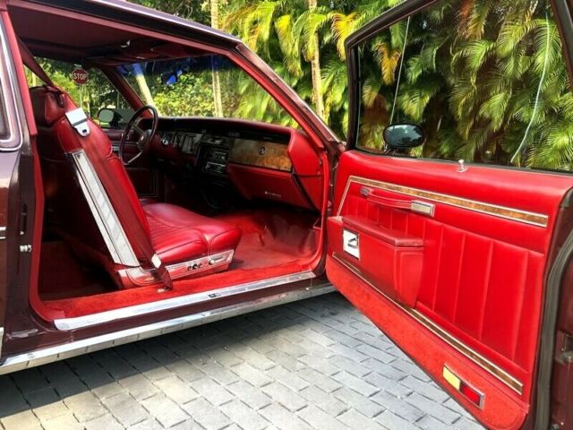 Pontiac Bonneville 1979 image number 46