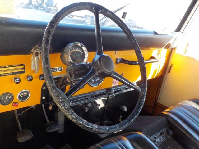 Jeep CJ 1972 image number 5