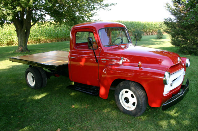 International Harvester S132 1957 image number 7