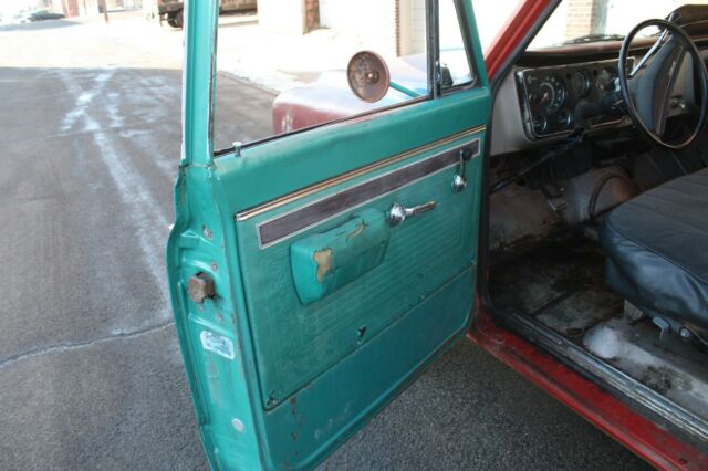 Chevrolet C-10 1967 image number 29