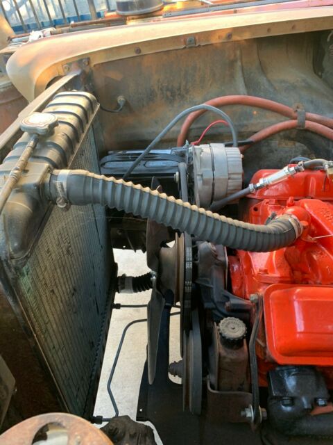 Chevrolet Impala 1958 image number 2