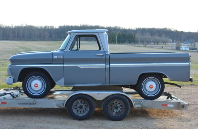Chevrolet C-10 1965 image number 1
