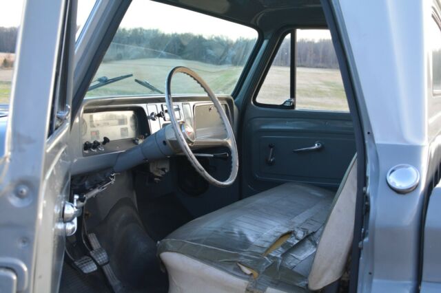 Chevrolet C-10 1965 image number 39
