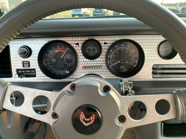 Pontiac Firebird 1979 image number 20