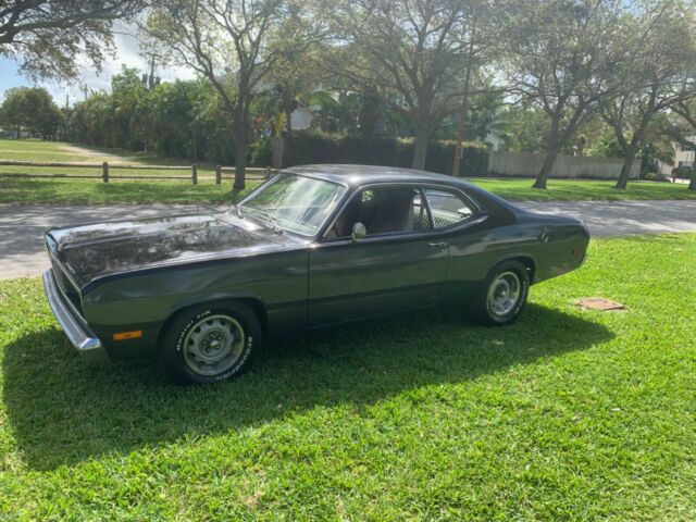 Plymouth Duster 1972 image number 16