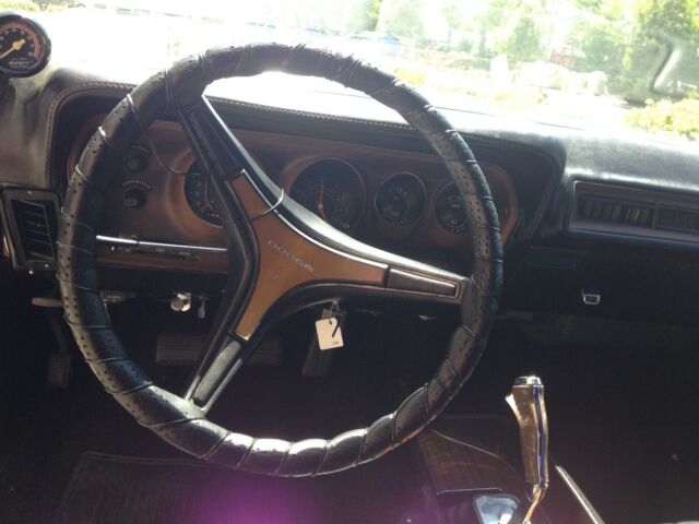 Dodge Charger 1973 image number 15