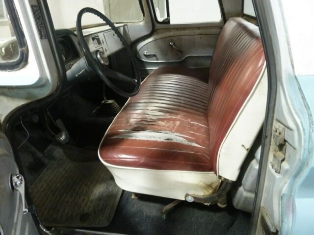 Chevrolet C-10 1961 image number 17