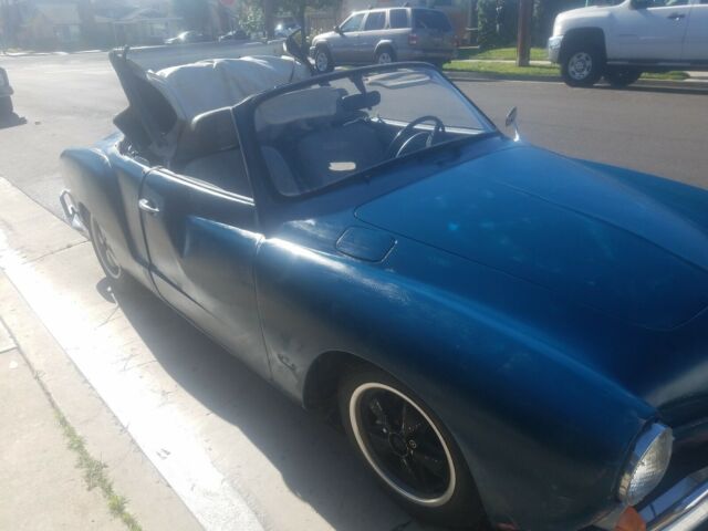 Volkswagen Karmann Ghia 1969 image number 21