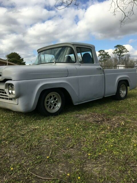 Ford F-100 1960 image number 4