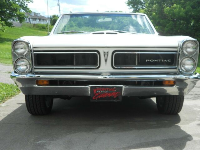 Pontiac Le Mans 1965 image number 6