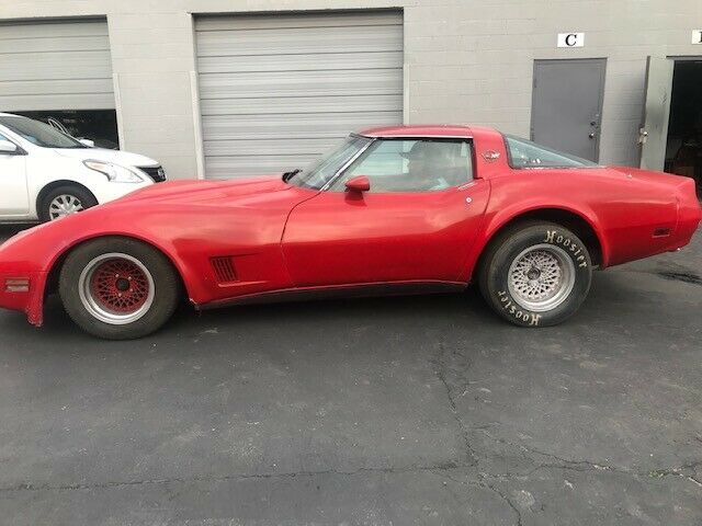 Chevrolet Corvette 1978 image number 9