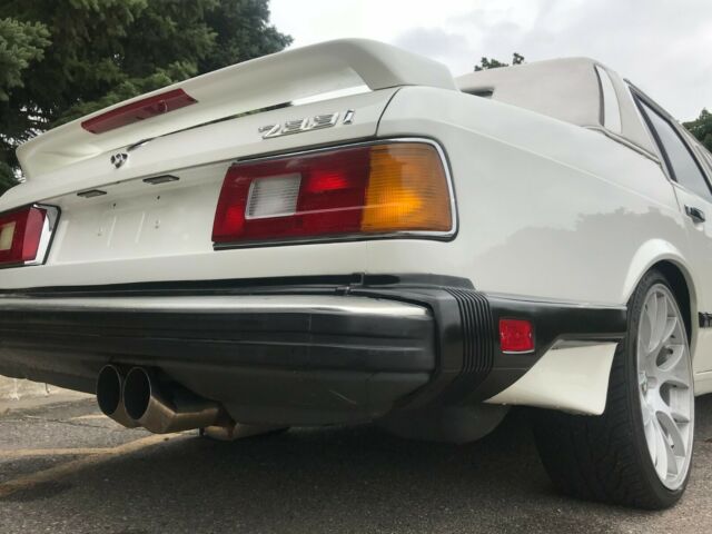 BMW 7-Series 1979 image number 10