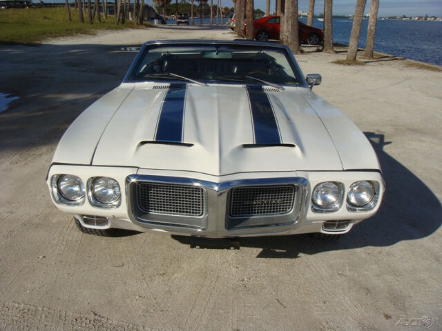 Pontiac Trans Am 1969 image number 1