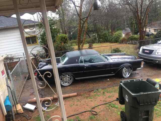 Lincoln Mark III 1971 image number 23
