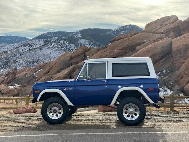 Ford Bronco 1976 image number 2