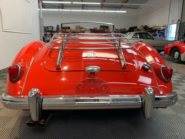 MG MGA 1957 image number 9