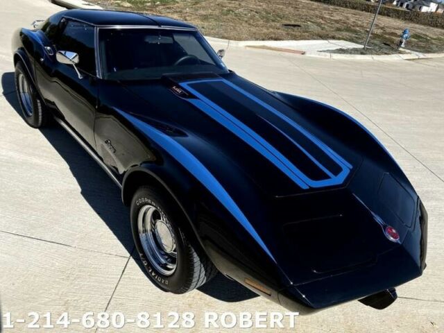 Chevrolet Corvette 1976 image number 18