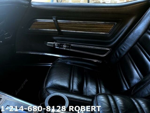 Chevrolet Corvette 1976 image number 19