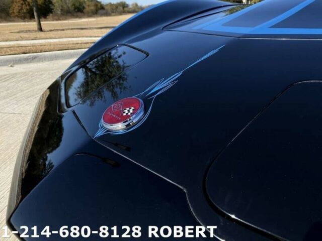 Chevrolet Corvette 1976 image number 30