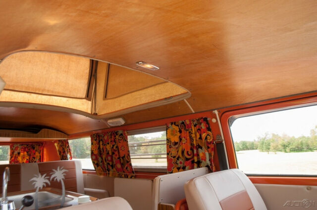 Volkswagen Westfalia 1973 image number 12