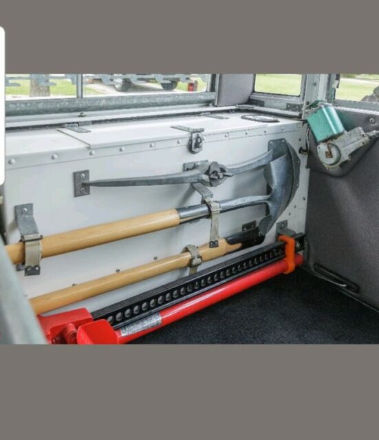 Land Rover Land Rover Series 2A 109 1967 image number 26