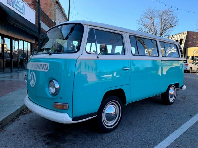 Volkswagen Bus/Vanagon 1968 image number 0