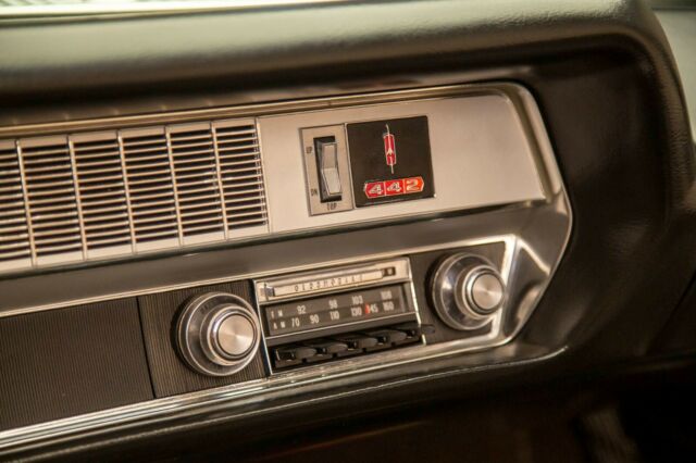 Oldsmobile Cutlass 1967 image number 16