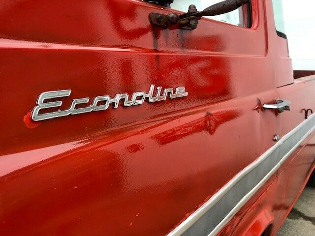 Ford E-100 Econoline 1965 image number 4