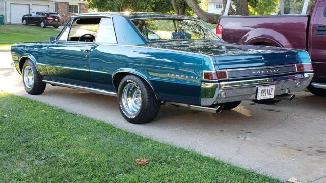 Pontiac Le Mans 1965 image number 4
