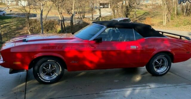 Ford Mustang 1972 image number 1