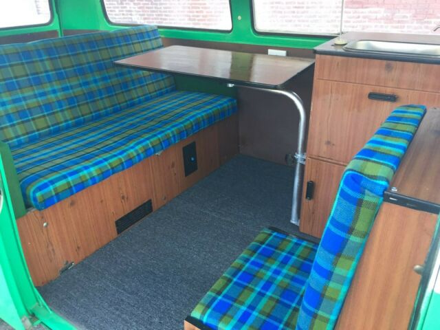 Volkswagen Bus/Vanagon 1978 image number 29