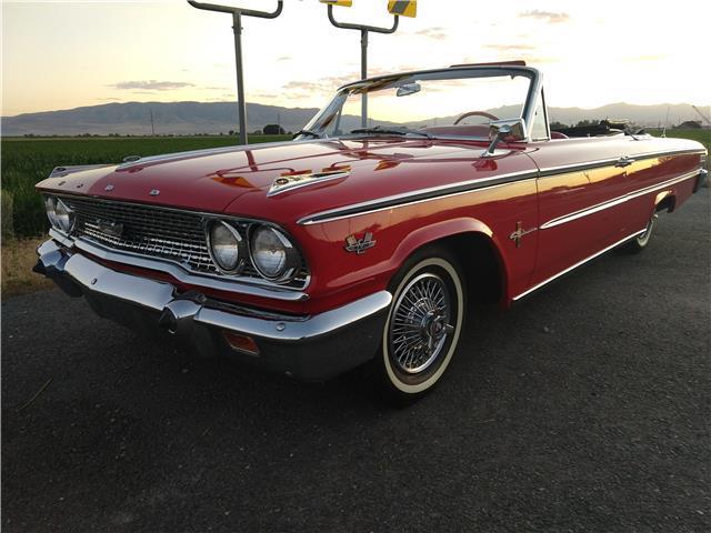 Ford Galaxie 1963 image number 1
