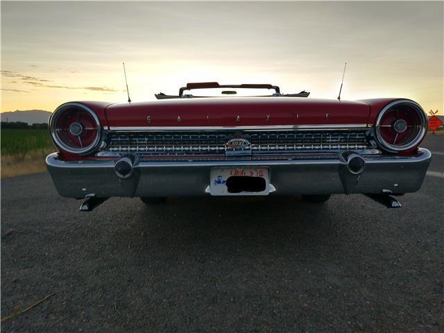 Ford Galaxie 1963 image number 35