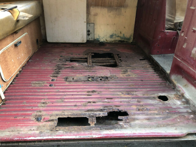 Volkswagen Bus/Vanagon 1971 image number 38