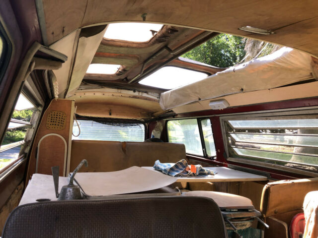 Volkswagen Bus/Vanagon 1971 image number 45