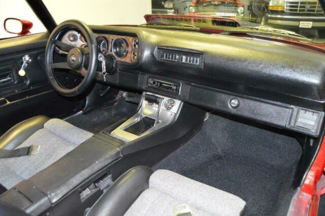Chevrolet Camaro 1971 image number 16