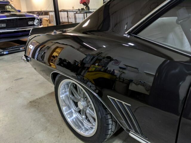 Chevrolet Camaro 1969 image number 8
