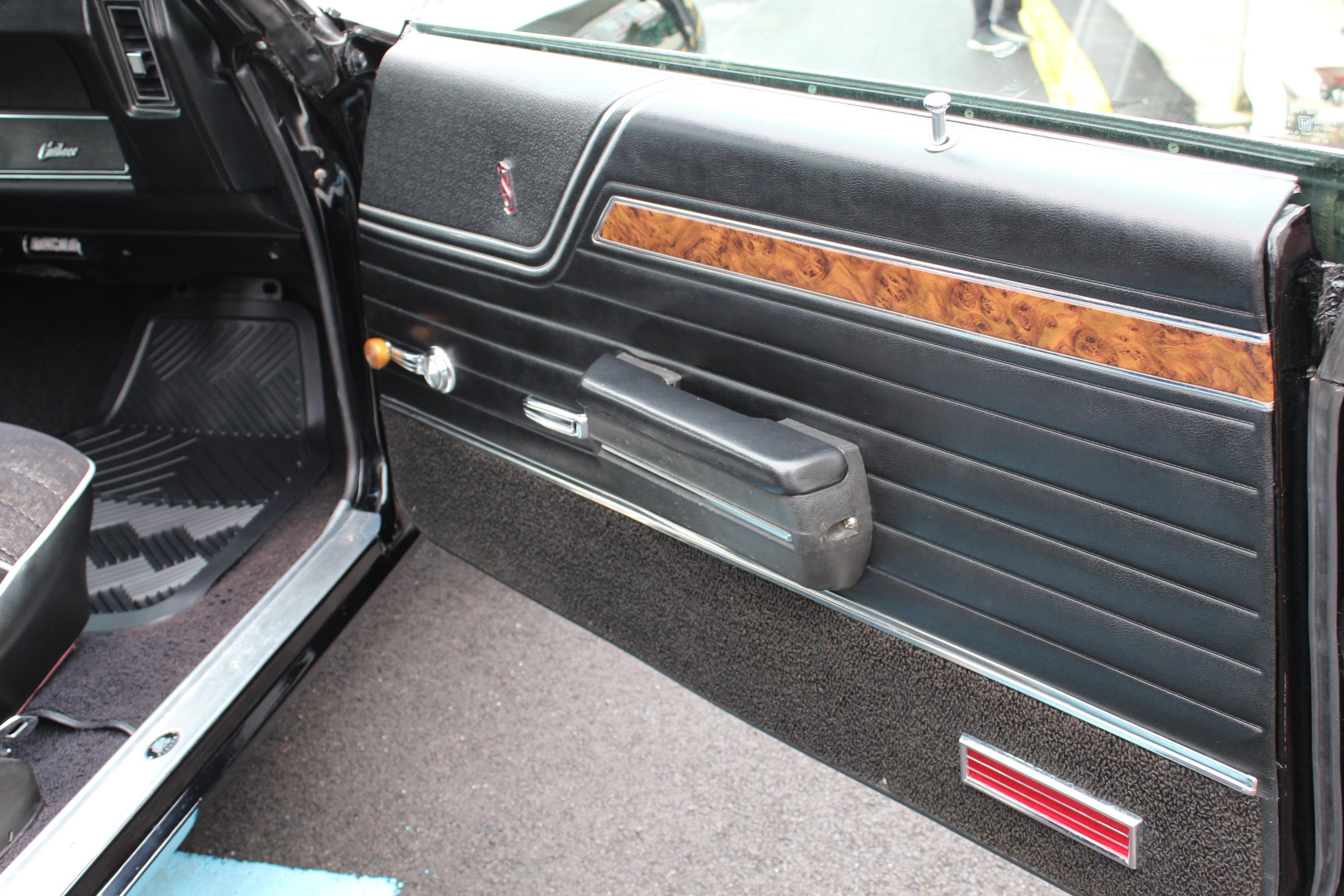 Oldsmobile Cutlass 1970 image number 11