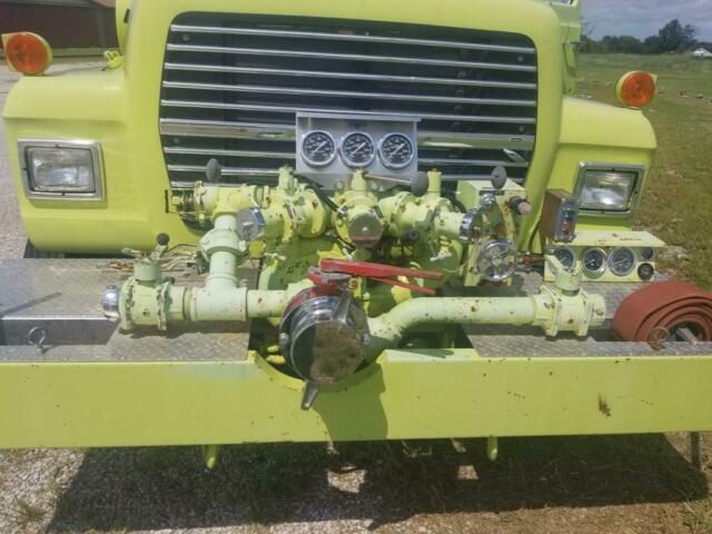 Ford L900 1972 image number 22