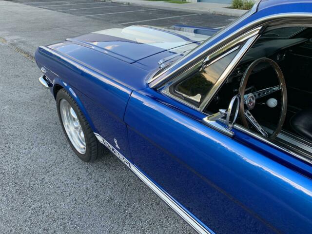 Ford Mustang Fastback GT350 1965 image number 21