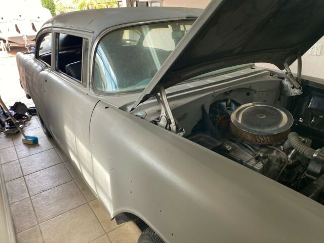 Chevrolet Bel Air/150/210 1956 image number 3