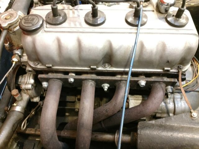 MG Midget 1972 image number 31