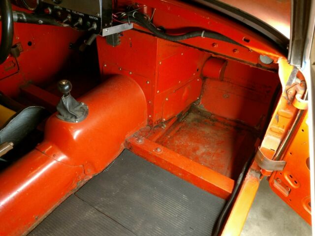 MG Midget 1972 image number 37