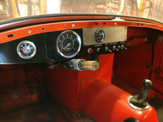 MG Midget 1972 image number 38