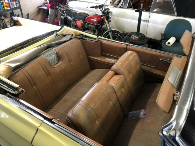 Cadillac DeVille 1962 image number 25