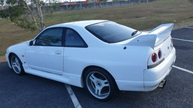 Nissan Skyline 1975 image number 6
