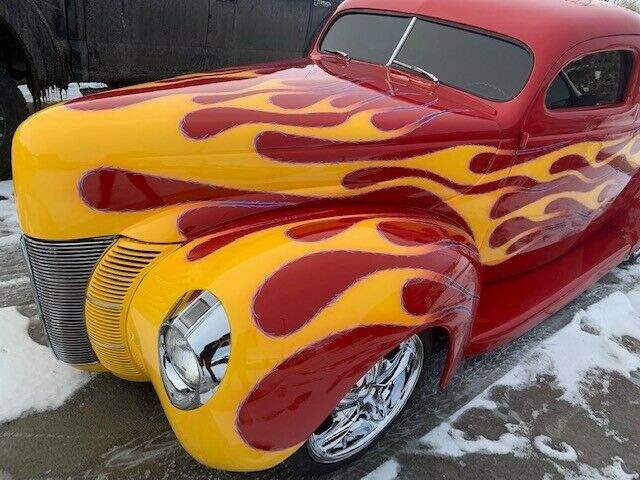 Ford Deluxe 1940 image number 12