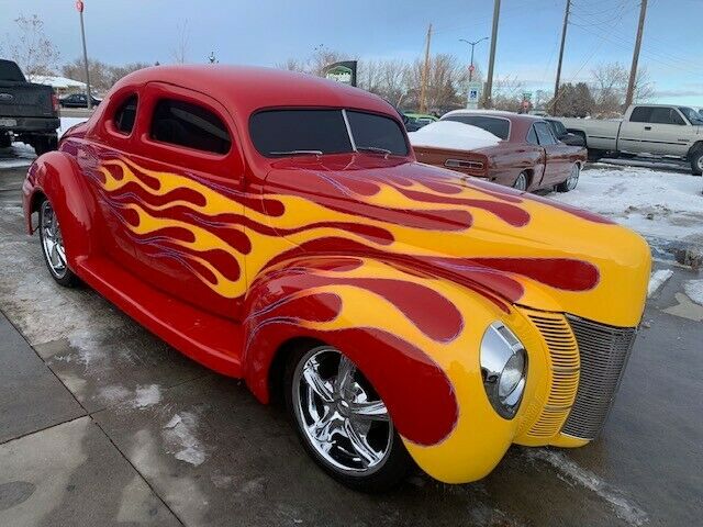 Ford Deluxe 1940 image number 44