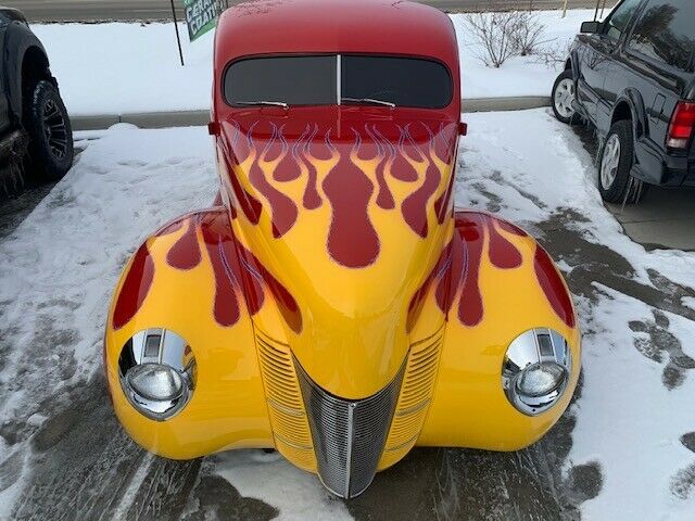 Ford Deluxe 1940 image number 5